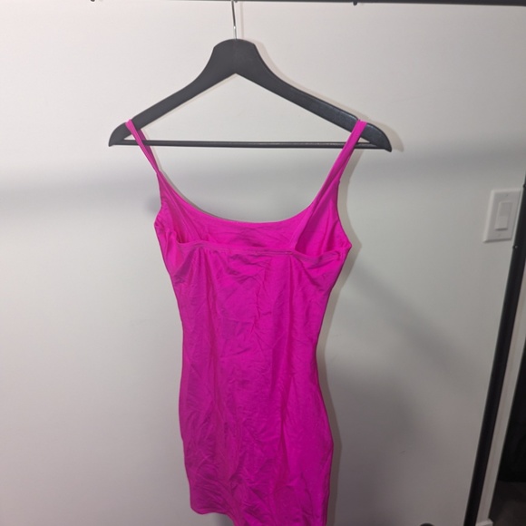 Fashion Nova Cut to the chase dress - Picture 4 of 7